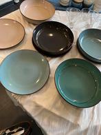 Mooie keuken borden in verschillende kleuren, Huis en Inrichting, Keuken | Servies, Ophalen, Zo goed als nieuw, Keramiek, Bord(en)