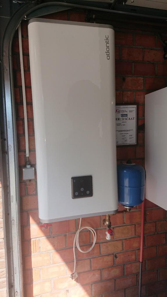 Boilers, Doe-het-zelf en Bouw, Chauffageketels en Boilers, Zo goed als nieuw, Boiler, 3 t/m 5 jaar oud, Ophalen of Verzenden