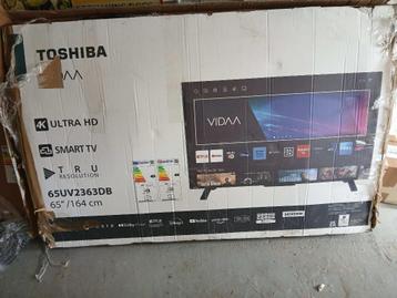 Ensemble de 6 Ecran TV 4k QLED HD ( lire annonce ! ) beschikbaar voor biedingen