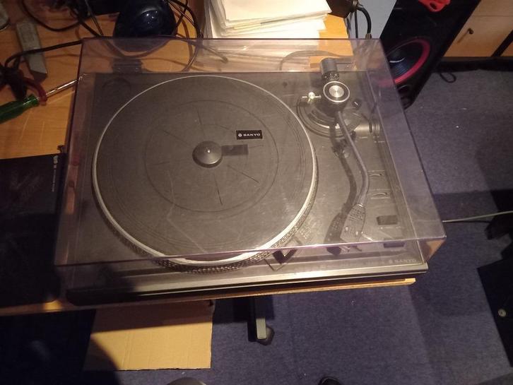 Platenspeler Sanyo TP 1010 UM, Audio, Tv en Foto, Platenspelers, Gebruikt, Platenspeler, Overige merken, Pitch-regelaar, Automatisch