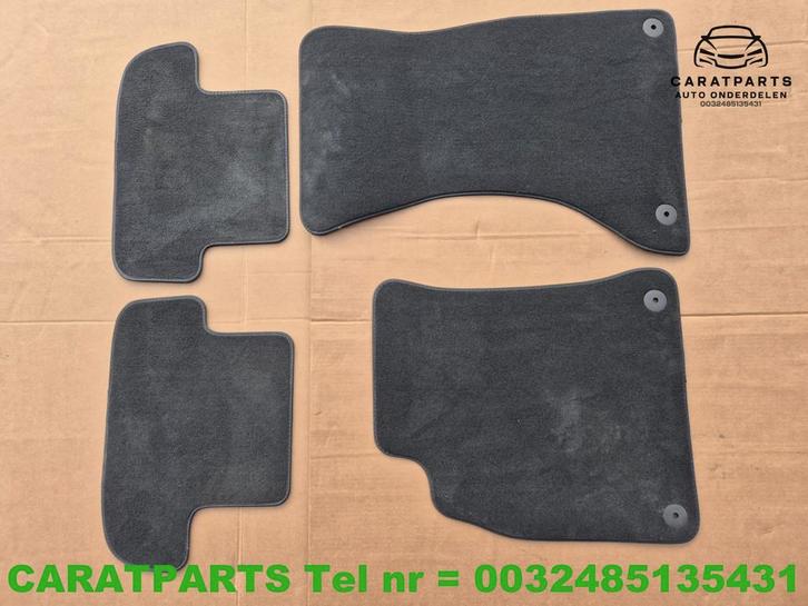 8K1863691F 8T0864450A Audi A5 Coupe Matten set A5 Cabrio, Auto-onderdelen, Interieur en Bekleding, Audi, Gebruikt