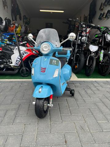 ‼️NIEUW‼️ Vespa GT Kinder Scooter op Accu 6V beschikbaar voor biedingen