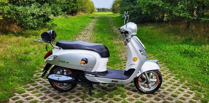 scooter 125, Fietsen en Brommers, Scooters | SYM, Zo goed als nieuw, Fiddle, Ophalen of Verzenden
