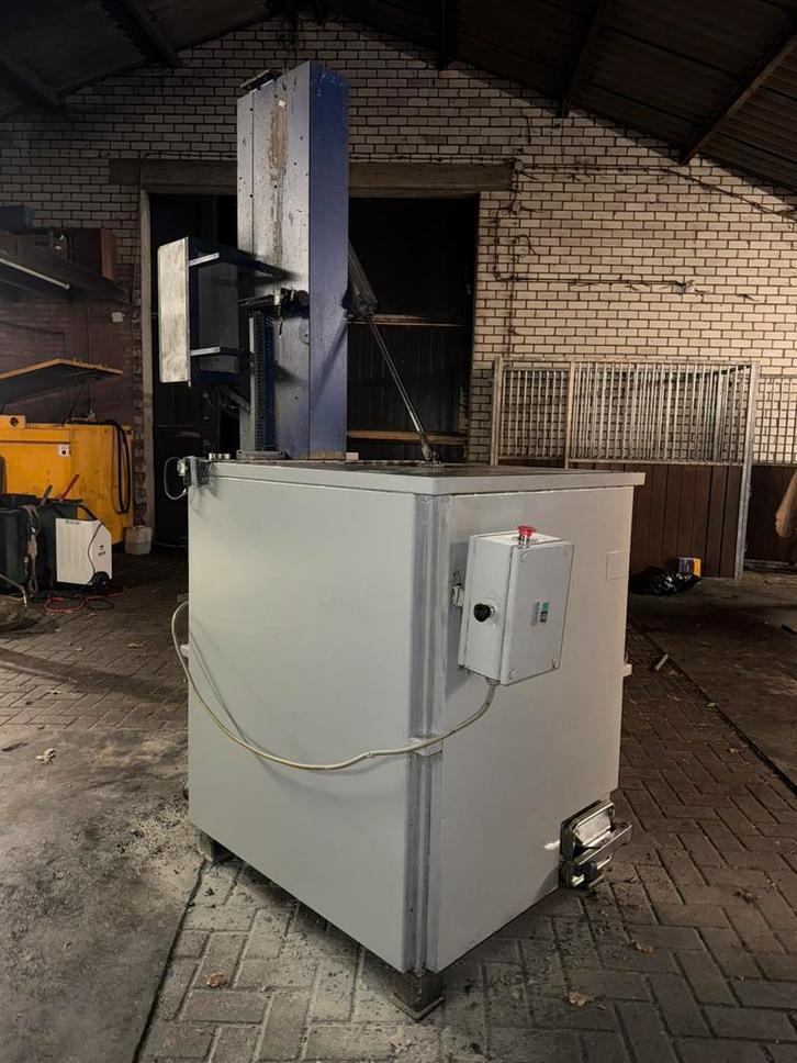 Bain de décapage pour jantes, autres, Bricolage & Construction, Peinture, Vernis & Laque, Utilisé, Laque, Enlèvement