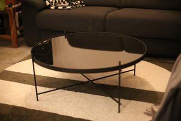 table basse noire verre - black glass living room table beschikbaar voor biedingen