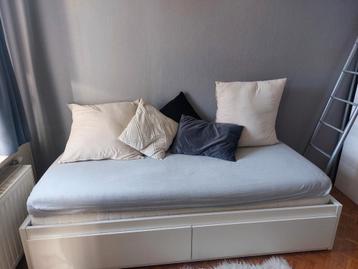 Slaapbank/bed 200cm beschikbaar voor biedingen