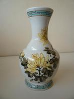 Vase en porcelaine de style japonais, Enlèvement ou Envoi, Comme neuf, Blanc