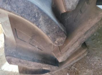 Tractorbanden 460/85R30 beschikbaar voor biedingen