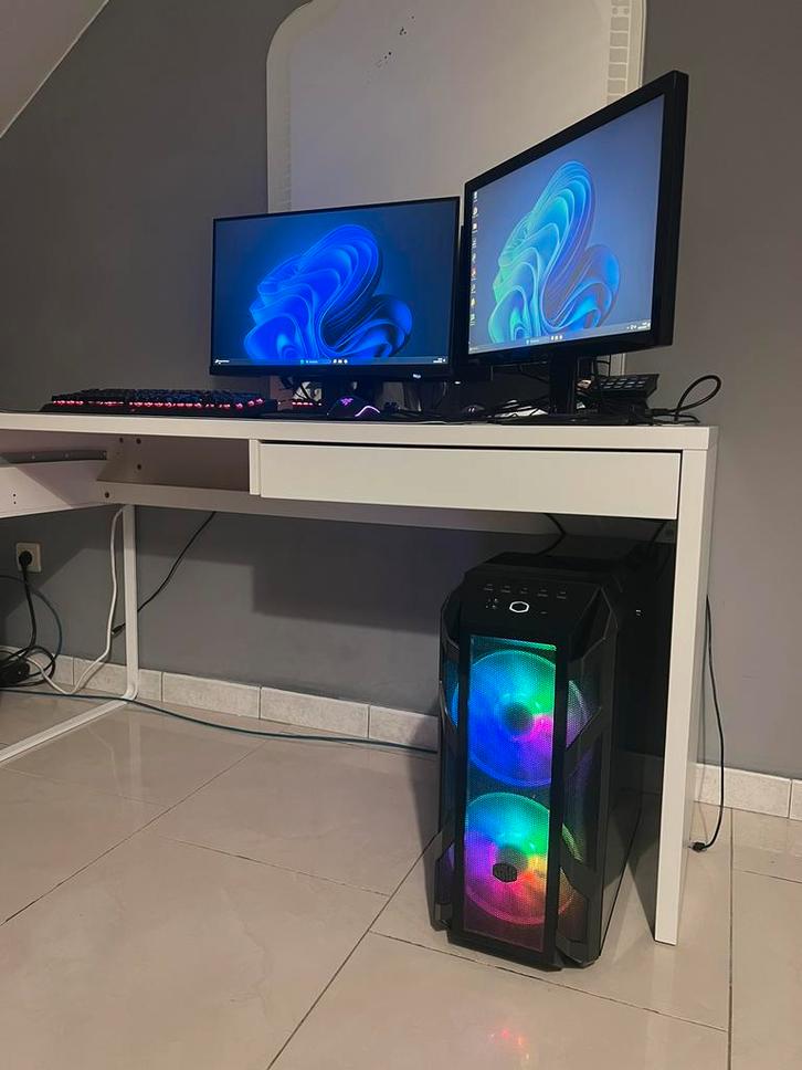 Pc Gamer setup complet, Informatique & Logiciels, Ordinateurs de bureau, Comme neuf, 3 à 4 Ghz, SSD, 32 GB, Avec carte vidéo, Avec moniteur