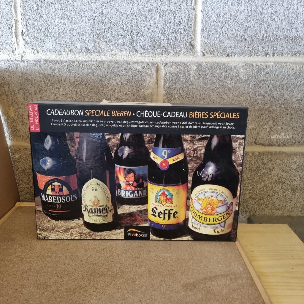 Coffret Viva boxes Bières Spéciales, Collections, Marques de bière, Utilisé, Bouteille(s), Leffe, Enlèvement ou Envoi