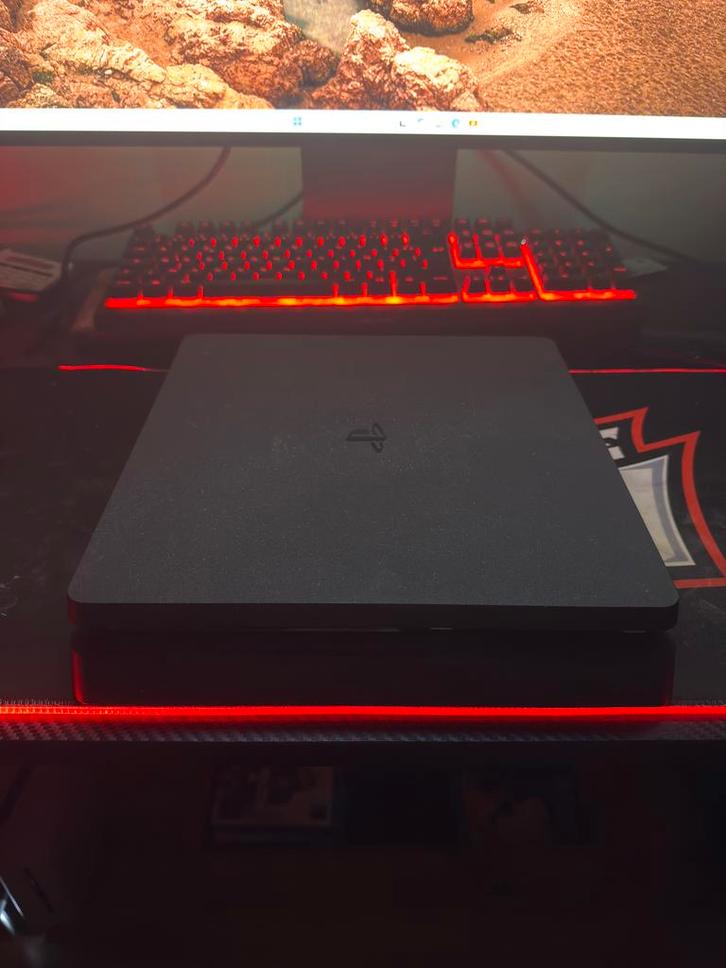 PS4 intelligente, Consoles de jeu & Jeux vidéo, Consoles de jeu | Sony PlayStation 4, Comme neuf, Slim, Enlèvement