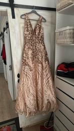 Eenmalig avondjurk aantrekken, maat 38 (M), Kleding | Dames, Jurken, Zo goed als nieuw, Roze, Onder de knie, Ophalen