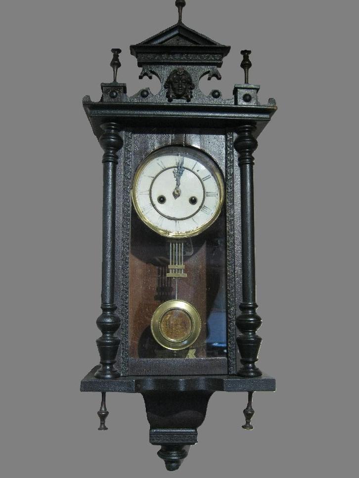 Muzikale wandklok met muziek +/- 120jaar., Antiquités & Art, Antiquités | Horloges, Enlèvement