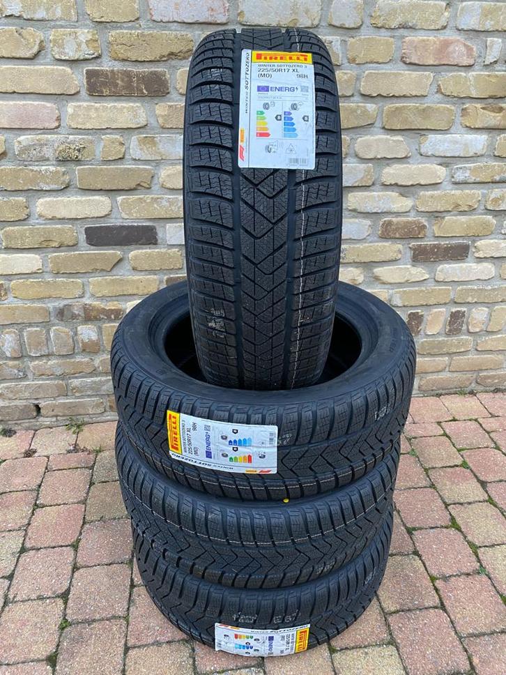 225/50 R17 PIRELLI Winter & All Season Banden ** NIEUW !!, Auto-onderdelen, Banden en Velgen, Band(en), Winterbanden, 17 inch