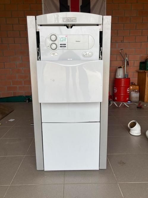 Vaillant mazoutketel VKO 246/7 DEFECT/ONDERDELEN, Doe-het-zelf en Bouw, Chauffageketels en Boilers, Gebruikt, Onderdeel, Ouder dan 10 jaar