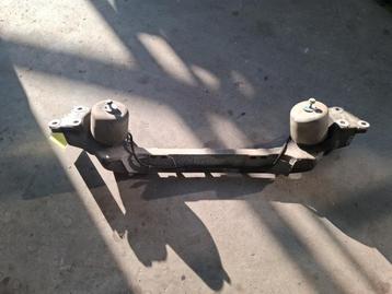 Motorsteun van een Volkswagen Phaeton beschikbaar voor biedingen