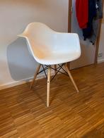 3 witte kuipstoelen, Huis en Inrichting, Ophalen, Zo goed als nieuw
