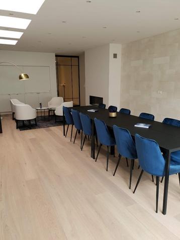 12 blauwe stoelen + 4 vergadertafels, Neuf, Velvet, Enlèvement, Cinq, Six Chaises ou plus