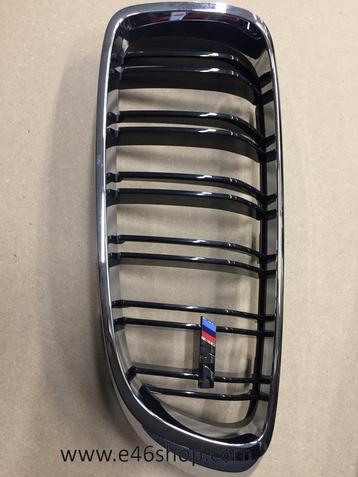 GRILLE NIEREN BMW M4 M PERFORMANCE OE 2352811 ORG  BMW NIEUW beschikbaar voor biedingen