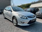 Hyundai i30 1.6 CRDI, Auto's, Voorwielaandrijving, Euro 5, Stof, Zwart