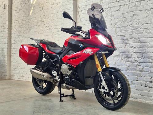 BMW S1000XR Racing red @motomobilia, Motoren, Motoren | BMW, Bedrijf, Toermotor, meer dan 35 kW, 4 cilinders, Ophalen