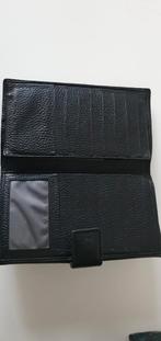 Lederen nathan portemenee, Enlèvement ou Envoi, Comme neuf