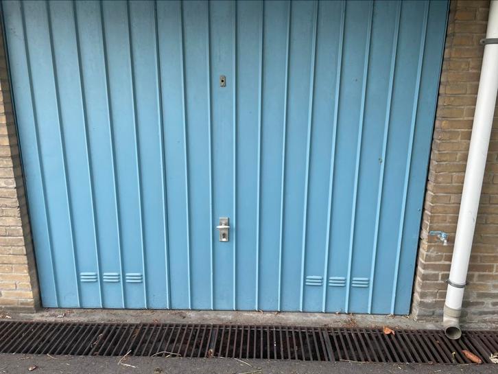 Garage à louer proche Stockel, Immo, Garages en Parkeerplaatsen, Brussel