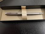 ️ Nieuwe zilveren Parker Sonnet balpen met gouden doosje, Nieuw, Met doosje, Ophalen of Verzenden, Parker
