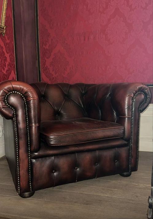 Chesterfield clubzetel in nieuwstaat, Antiek en Kunst, Antiek | Meubels | Stoelen en Sofa's, Ophalen