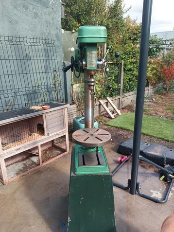 Professionele kolomboormachine 220v 1m hoog met onderkast beschikbaar voor biedingen