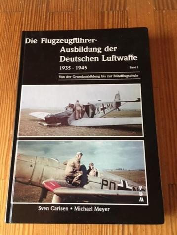  Die Flugzeugführer der Deutschen Luftwaffe 1935-1945 beschikbaar voor biedingen