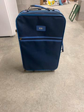 Uittrekbare trolley in goede staat. Weinig gebruikt. beschikbaar voor biedingen