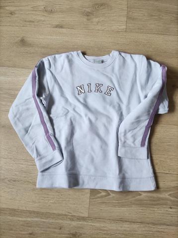 echte vintage Nike trui 164-170 beschikbaar voor biedingen