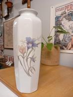 Beau vase Retro Vintage avec bordure dorée. H:26, Comme neuf, Moins de 50 cm, Enlèvement ou Envoi, Blanc