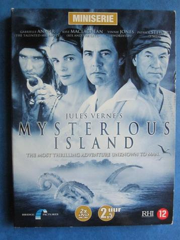 Mysterious Island (2004) 2 disc beschikbaar voor biedingen