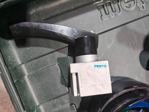 Festo HANDVENTIEL  Hand lever valve  VHER-H-B43C-B-G14, Doe-het-zelf en Bouw, Compressors, Ophalen of Verzenden