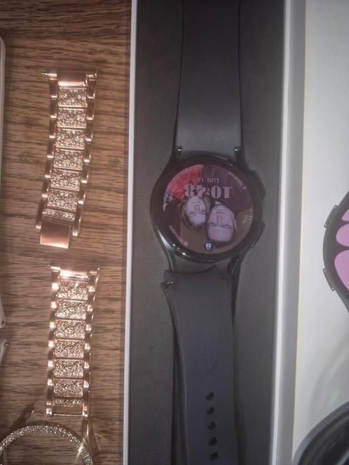 Montre connecté samsung galaxy watch 6 a vendre, Handtassen en Accessoires, Smartwatches, Zo goed als nieuw, Zwart, Ophalen