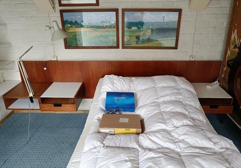 3 nachtkastjes en bedbord van Pastoe-Cees  Braakman, Huis en Inrichting, Slaapkamer | Nachtkastjes, Gebruikt, 55 tot 70 cm, 45 tot 65 cm