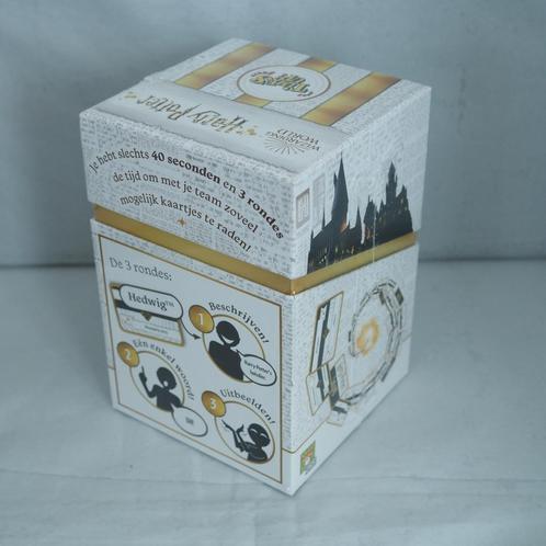 Time's Up Harry Potter ! en néerlandais !, Hobby en Vrije tijd, Gezelschapsspellen | Bordspellen, Nieuw, Vijf spelers of meer