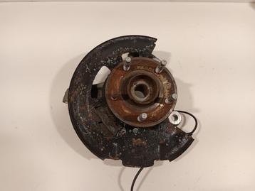 WIELNAAF RECHTS VOOR Opel Astra K (01-2015/12-2022) beschikbaar voor biedingen