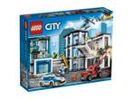 Lego city 60141, groot politiekantoor, volledig met boekjes, Enlèvement ou Envoi, Lego