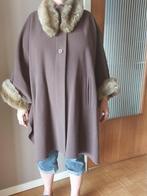 Wollen damescape met (nep)bontaccenten maat 44 tot 48, Kleding | Dames, Ophalen, Zo goed als nieuw, Maat 46/48 (XL) of groter