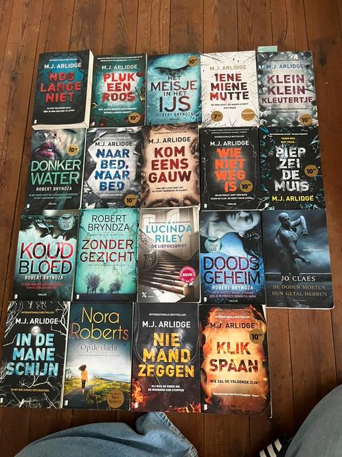 Thrillers en romans in goede staat, Boeken, Thrillers, Gelezen, Ophalen
