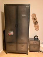 Jongen teen kamer, Ophalen, Zo goed als nieuw