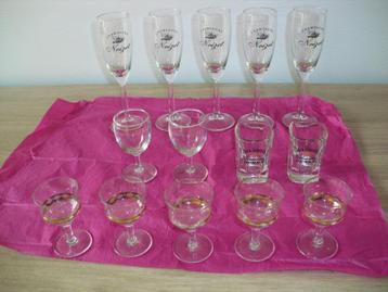 DRINKGLAZEN beschikbaar voor biedingen