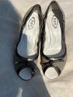 Pumps TOD's zilver, Pumps, Ophalen of Verzenden, Grijs, Gedragen