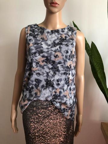 Vintage stijl bloes met bloemen en pailletten (maat S) NIEUW, Kleding | Dames, Nieuw, Ophalen of Verzenden, Maat 36 (S), Grijs