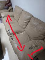 2 banken (3 stoelen en 2 stoelen) in beige leer Gratis, Huis en Inrichting, Zetels | Zetels en Chaises Longues, Ophalen, Gebruikt