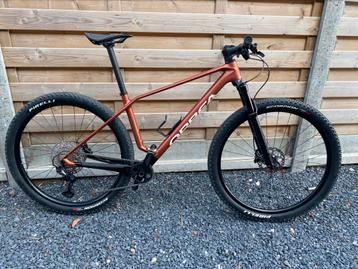Bijna nieuw mtb orbea alma m30 2025 large carbon 1x12 sid sl, Enlèvement, Comme neuf