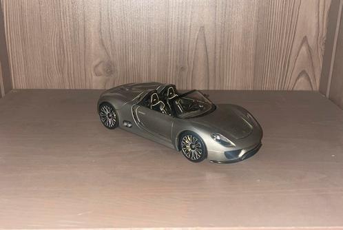 Miniature Porsche 918 Spyder – Échelle 1:24 (Welly) - 10€, Hobby en Vrije tijd, Modelauto's | 1:24, Zo goed als nieuw, Welly, Ophalen
